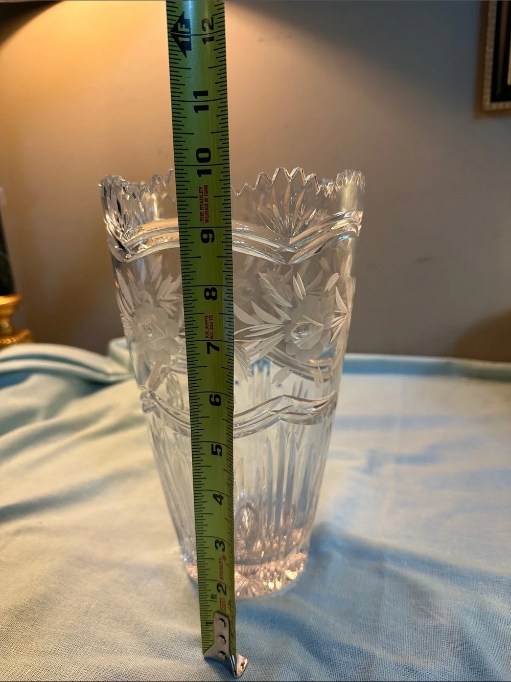 Vintage Large Flower 🌹 Vase Hand-Cut Lead Crystal Etched Frosted Glass Vase